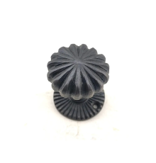 Antika Tarz Dekoratif Pirinç Açarlı Kapı Babası - 50mm, Oksit