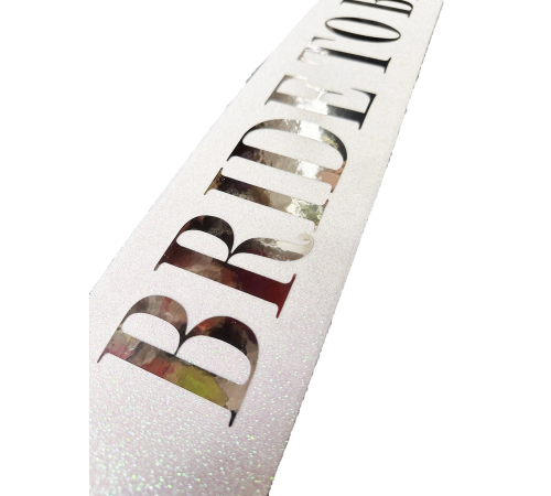 Beyaz Üzeri Gümüş Büyük Bride To Be Yazılı Simli Işıltılı Kuşak Kemer 10 Cm Genişlik Beyaz Üzeri Gümüş Büyük Bride To Be Yazılı Simli Işıltılı Kuşak Kemer 10 Cm Genişlik
