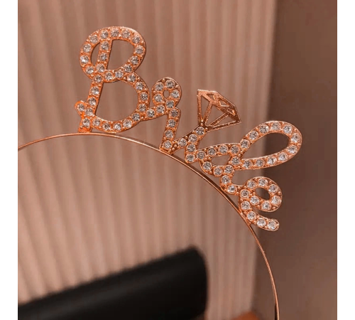 BFS Rose Gold Renkli Taşlı “bride” Gelin Tacı – El Yazısı Yazı Tipiyle