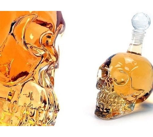 Crystal Head Kuru Kafa Cam Şişe 350 Ml Crystal Head Kuru Kafa Cam Şişe 350 Ml