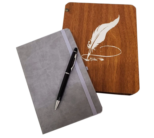 Hediyelik Metal Kalem Ve Çizgili Deri Defter