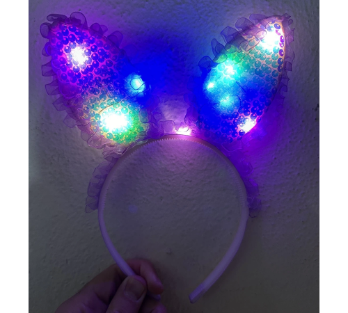 Kenarları Dantelli Mor Pullu Payetli Led Işıklı Tavşan Kulak Taç 23x19 Cm