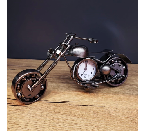 Masaüstü Dekoratif Metal Motor Saat Masaüstü Dekoratif Metal Motor Saat