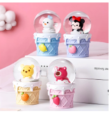 Mickey Mouse Işıklı Kar Küresi 9 Cm Alk3111
