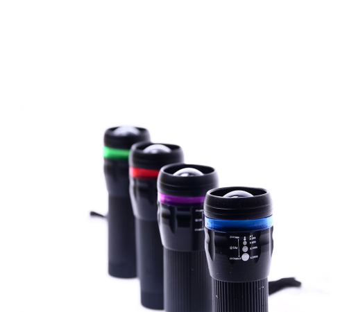 Şeritli Zoom Odaklı El Feneri Bigem Bm-310 Şeritli Zoom Odaklı El Feneri Bigem Bm-310