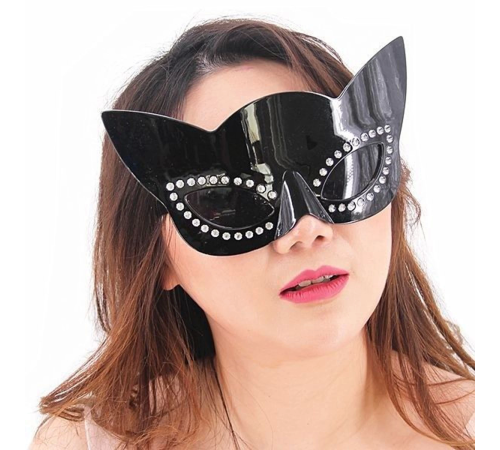 Siyah Renk Siyah Camlı Kedi Şekilli Parti Gözlüğü 20x11 Cm Siyah Renk Siyah Camlı Kedi Şekilli Parti Gözlüğü 20x11 Cm