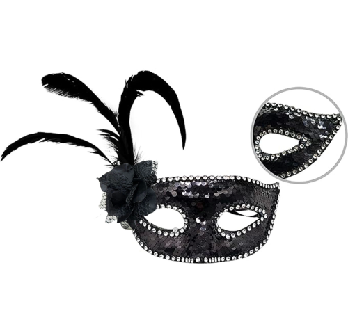 Siyah Renk Yandan Tüylü Güllü Gümüş Taşlı Pullu Maske 20x22 Cm Siyah Renk Yandan Tüylü Güllü Gümüş Taşlı Pullu Maske 20x22 Cm
