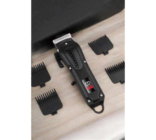 Suya Dayanıklı Tıraş Makinesi Keskin Bıçaklı Dijital Göstergeli Şarjlı