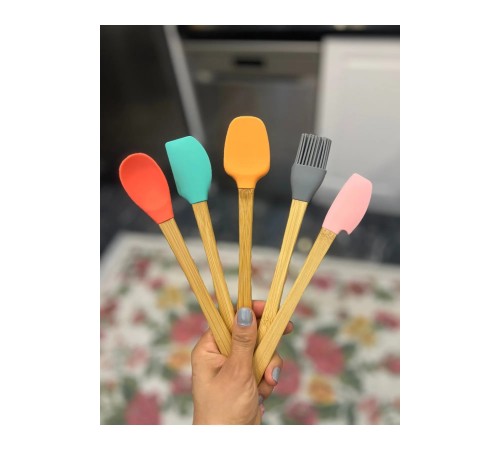 5'li Renkli Ahşap Saplı Silikon Uçlu Spatula Fırçalı Kaşık Seti -Yemek Hazırlık Seti 21 Cm 5'li Renkli Ahşap Saplı Silikon Uçlu Spatula Fırçalı Kaşık Seti -Yemek Hazırlık Seti 21 Cm