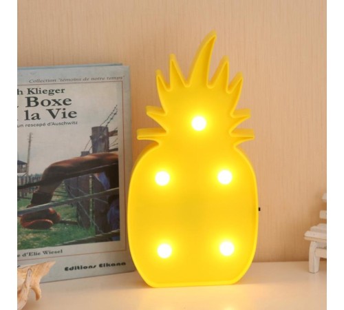 Ananas Tasarımlı Masa Lambası Ananas Tasarımlı Masa Lambası