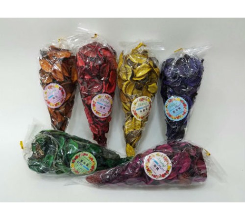 Kokulu Gül Yaprakları - 70 Gram Kokulu Gül Yaprakları - 70 Gram