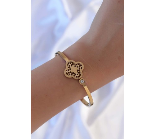 316L Çelik Altın Renk Zirkon Taşlı Simli Yonca Kelepçe