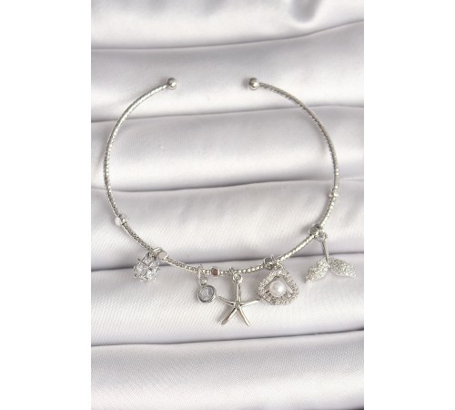 Pirinç Gümüş Renk Sallantı Zirkon Taşlı Deniz Yıldız Figür Balık Kuyruğu Detay Charm Kadın Bileklik