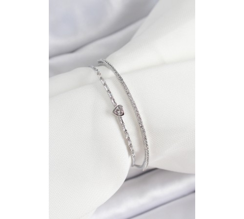 Pirinç Gümüş Renk Zirkon Taşlı Kalp Detaylı Kadın Bileklik