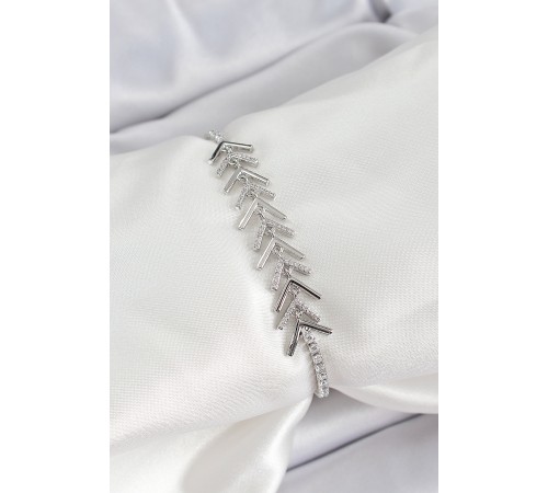 Pirinç Gümüş Renk Zirkon Taşlı Balık Sırtı Kadın Bileklik