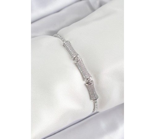 Pirinç Gümüş Renk Zirkon Taşlı Kemik Model Kadın Bileklik