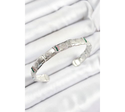 Pirinç Karışık Zirkon Taşlı Çiçek Model Gümüş Renk Altı Açık Kadın Bileklik