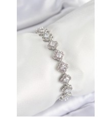 Pirinç Zirkon Taşlı Yonca Baget Model Gümüş Renk VIP Seri Kadın Bileklik