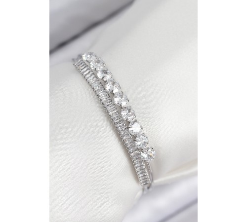 Pirinç Zirkon Taşlı Su Yolu Model Gümüş Renk Kadın Bileklik