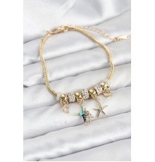 Pirinç Gold Renk Yıldız Model Charmlı Kadın Bileklik