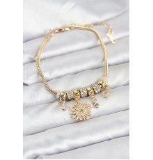 Kutup Yıldızı Model Charmlı Gold Renk Kadın Bileklik