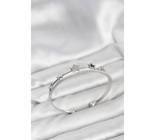 Yıldız Model Gümüş Renk Pirinç Kadın Bileklik