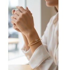 Yonca Model Pirinç Gold Renk Kadın Bileklik