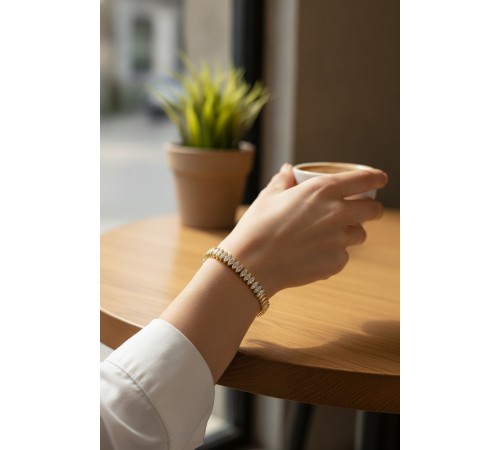 CM Arpa Model Zirkon Taşlı VIP Seri Gold Renk Pirinç Kadın Bileklik