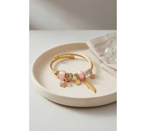 Kelebek Model Gold Renk Pembe Charmlı Bileklik