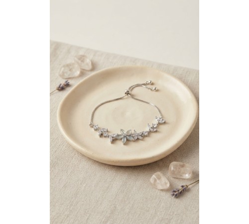 Gümüş Renk Zirkon Taşlı Pirinç Sedefli Çiçek Model Asansörlü Bileklik