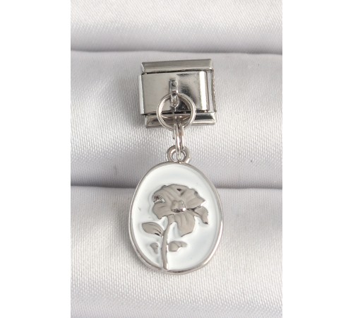 316L Çelik Gümüş Renk Çiçek İşlemeli Beyaz Portre Model Nomination Charm