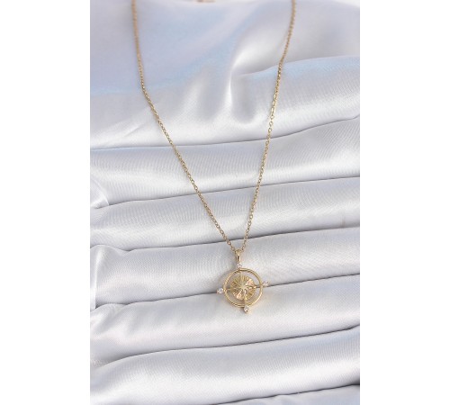 316L Çelik Gold Renk Zincir Zirkon Taşlı Pusula Model Kadın Kolye