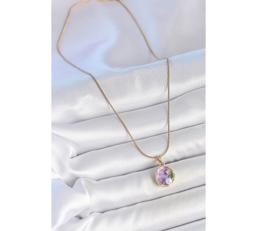316L Çelik Gold Renk Zincir Mor Çiçek İşlemeli Zirkon Taş İnci Detaylı Minimal Portre Model Kadın Kolye