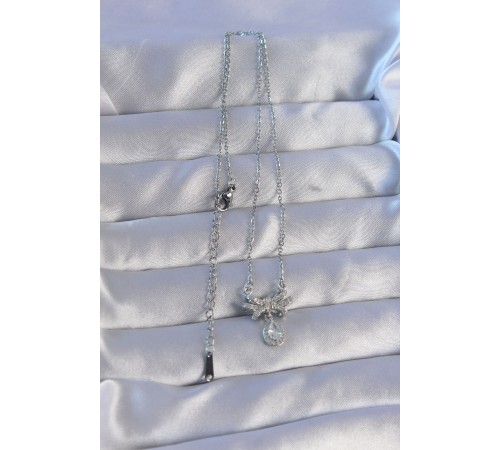 316L Çelik Zincirli Gümüş Renk Zirkon Taşlı Damla Detay Fiyonk Model Kolye