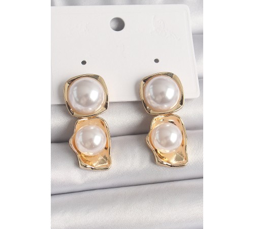 Pirinç Gold Renk İnci Kare Model Kadın Küpe