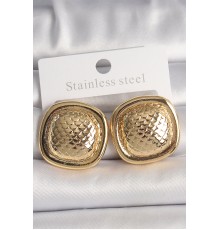 Pirinç Gold Renk İşlemeli Kare Model Kadın Küpe