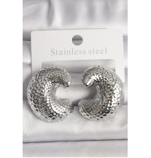 Pirinç Gümüş Renk Yılan Sırtı İşlemeli Yarım Halka Model Kadın Küpe