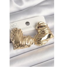 Pirinç Gold Renk İşlemeli Kalp Model Kadın Küpe