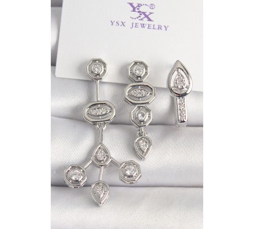 Pirinç Gümüş Renk Zirkon Taşlı Geometrik Model 3'Lü Kadın Kombin Küpe