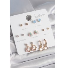 Pirinç Gold Renk Zirkon Taşlı Sallantı Halka Figür Kalp Detay 7 Çift Kadın Küpe