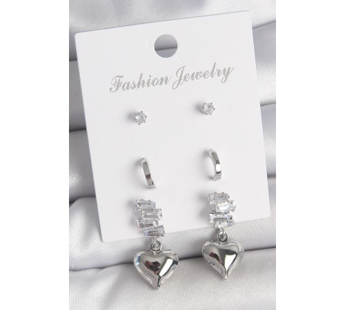 Pirinç Gümüş Renk Zirkon Taşlı Sallantılı Kalp Model Yarım Halka Detay 3 Çfit Kadın Küpe Seti