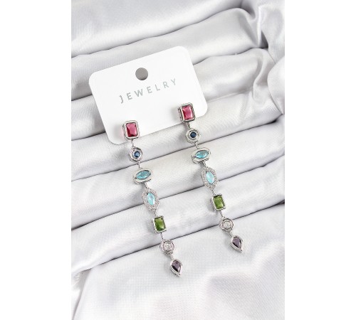 Pirinç Renkli Zirkon Taşlı Sallantılı Model Gümüş Renk Kadın Küpe