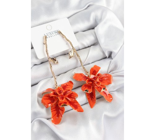 Pirinç Sallantılı Turuncu Çiçek Model Gold Renk Kadın Küpe