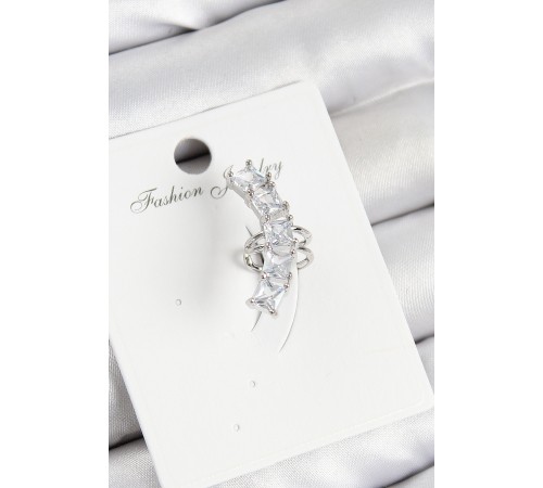 Pirinç Zirkon Taşlı Model Gümüş Renk Sağ Kıkırdak Küpe