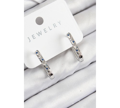 Pirinç Zirkon Taşlı Çiçek Desenli Model Gümüş Renk Kadın Küpe