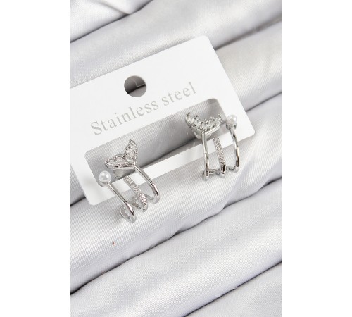 Pirinç Zirkon Taşlı İnci Detaylı Balık Kuyruğu Model Gümüş Renk Kadın Küpe