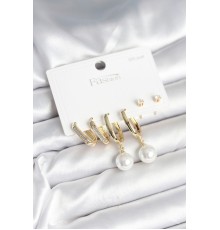 Pirinç Gold Renk İnci Detaylı 925 Ayar Gümüş Çivili Kadın Küpe Seti