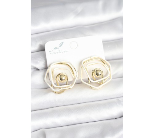 Pirinç Gold Renk Beyaz Mineli Geometrik Gül Model Kadın Küpe