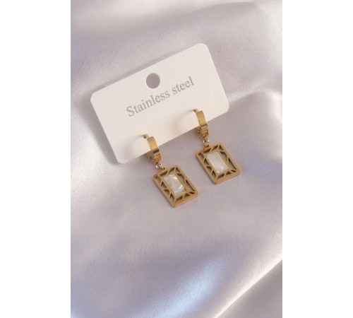 Çelik Gold Renk Kare Kadın Küpe