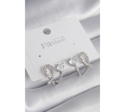 Pirinç Gümüş Renk Kalp Model Zirkon Taşlı Kadın Küpe